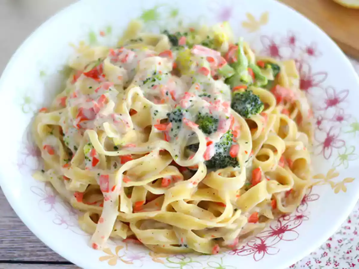 One pot pasta - Tagliatelle met zalm en broccoli - foto 2