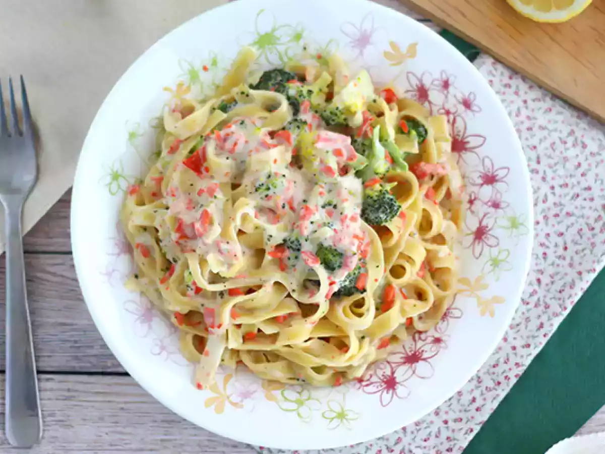 One pot pasta - Tagliatelle met zalm en broccoli - foto 3