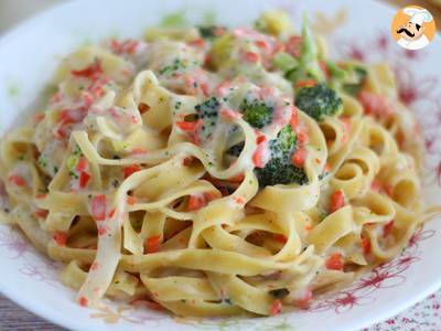 One pot pasta - Tagliatelle met zalm en broccoli - foto 4