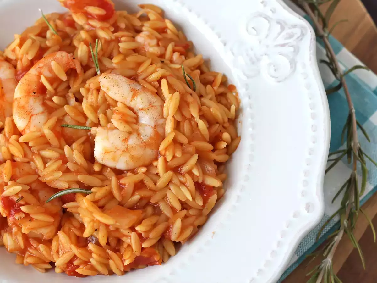 Orzo-pasta met tomaten en garnalen, bereid als een risotto - foto 4