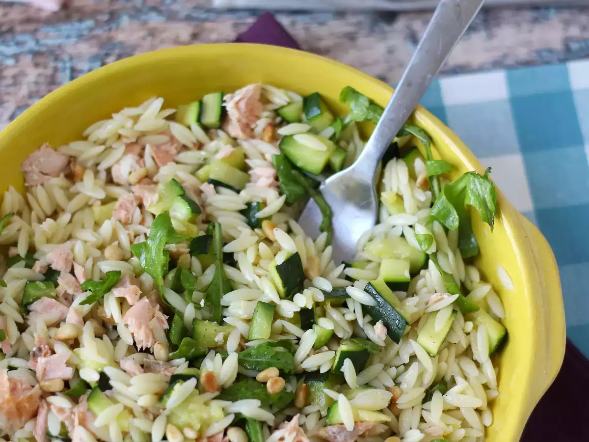 Orzo pastasalade met zalm en courgette - foto 4