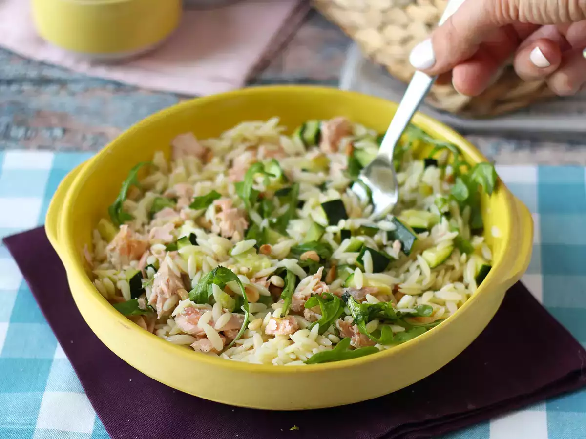Orzo pastasalade met zalm en courgette - foto 7