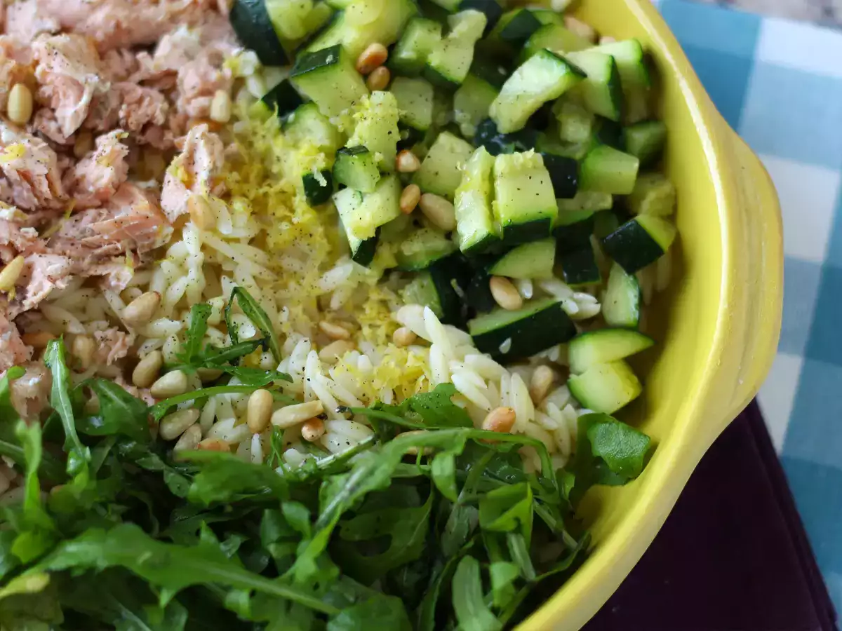 Orzo pastasalade met zalm en courgette - foto 8