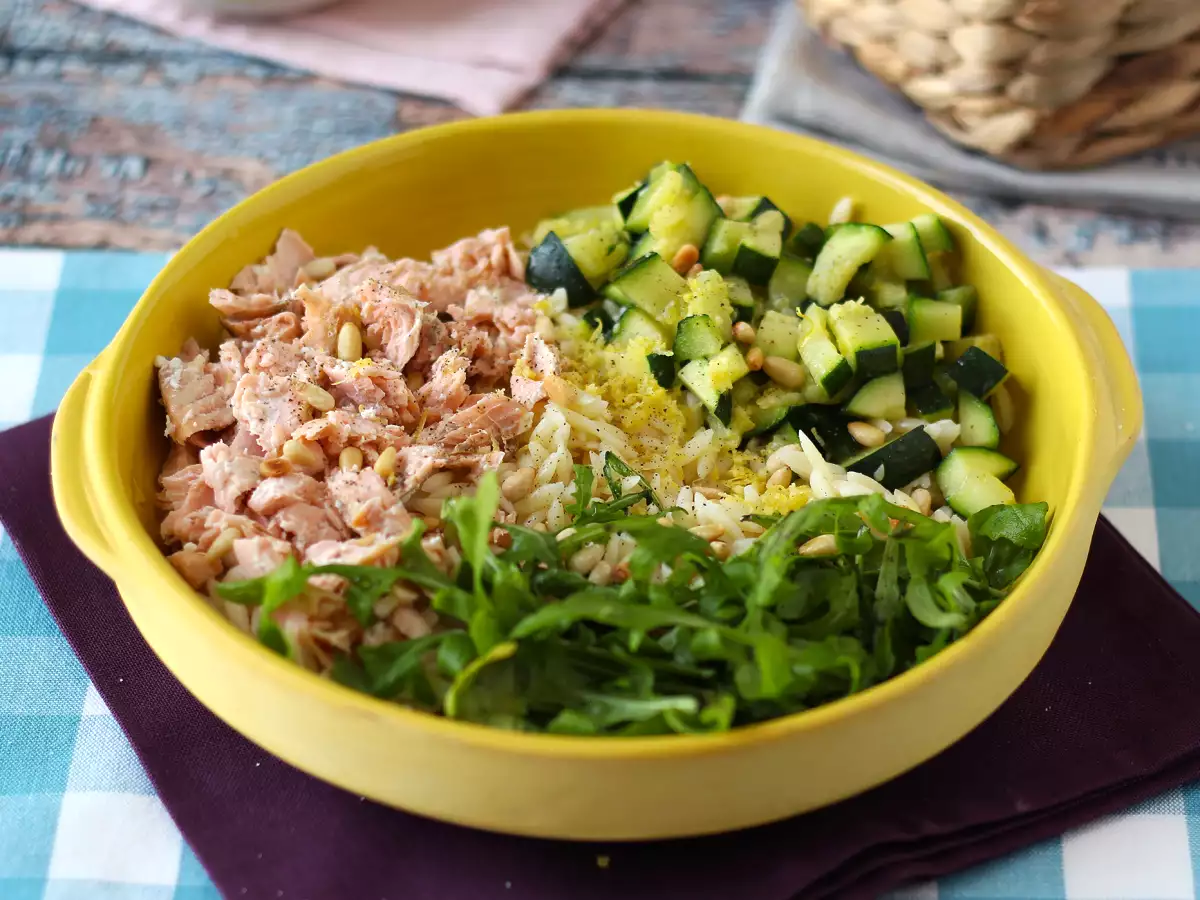 Orzo pastasalade met zalm en courgette - foto 9
