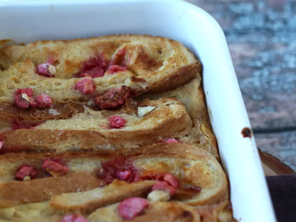 Ovengebakken wentelteefjes met roze pralines: een heerlijk recept - foto 3