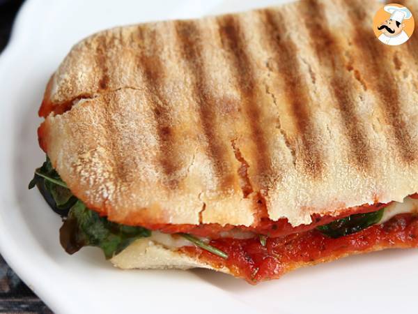 Panini met chorizo en emmentaler - foto 4