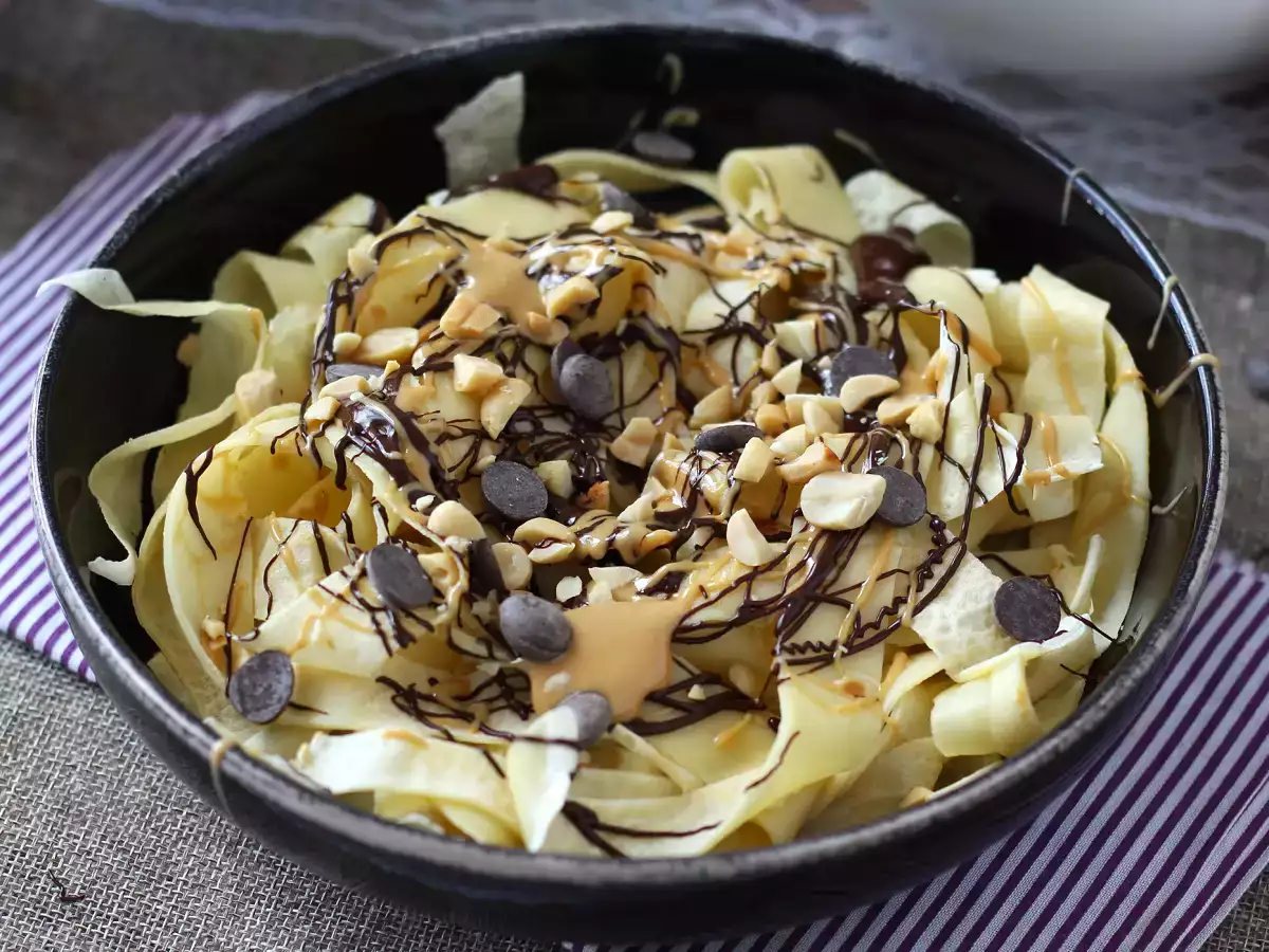 Pannenkoek tagliatelle met chocolade en pinda's! - foto 6