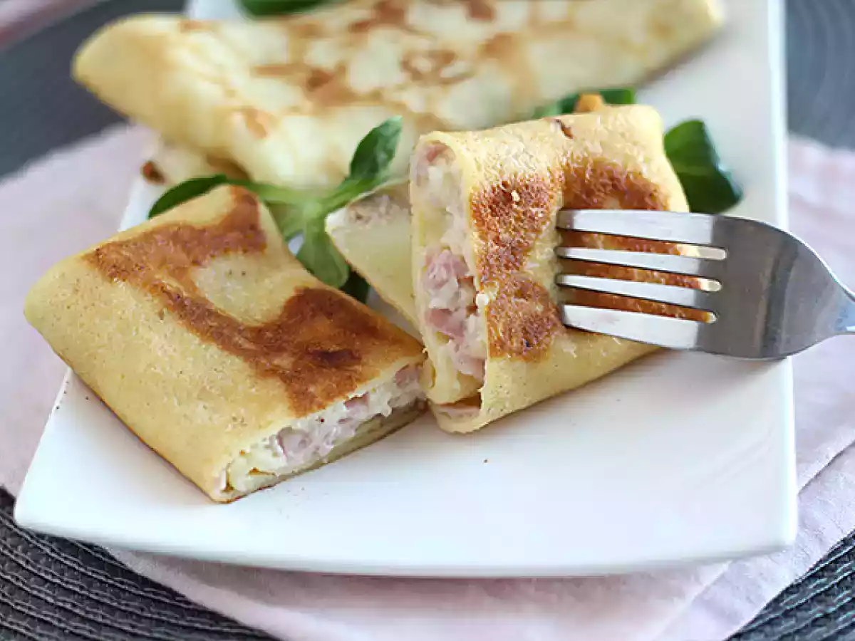 Pannenkoeken gevuld met béchamelsaus, kaas en ham - foto 4