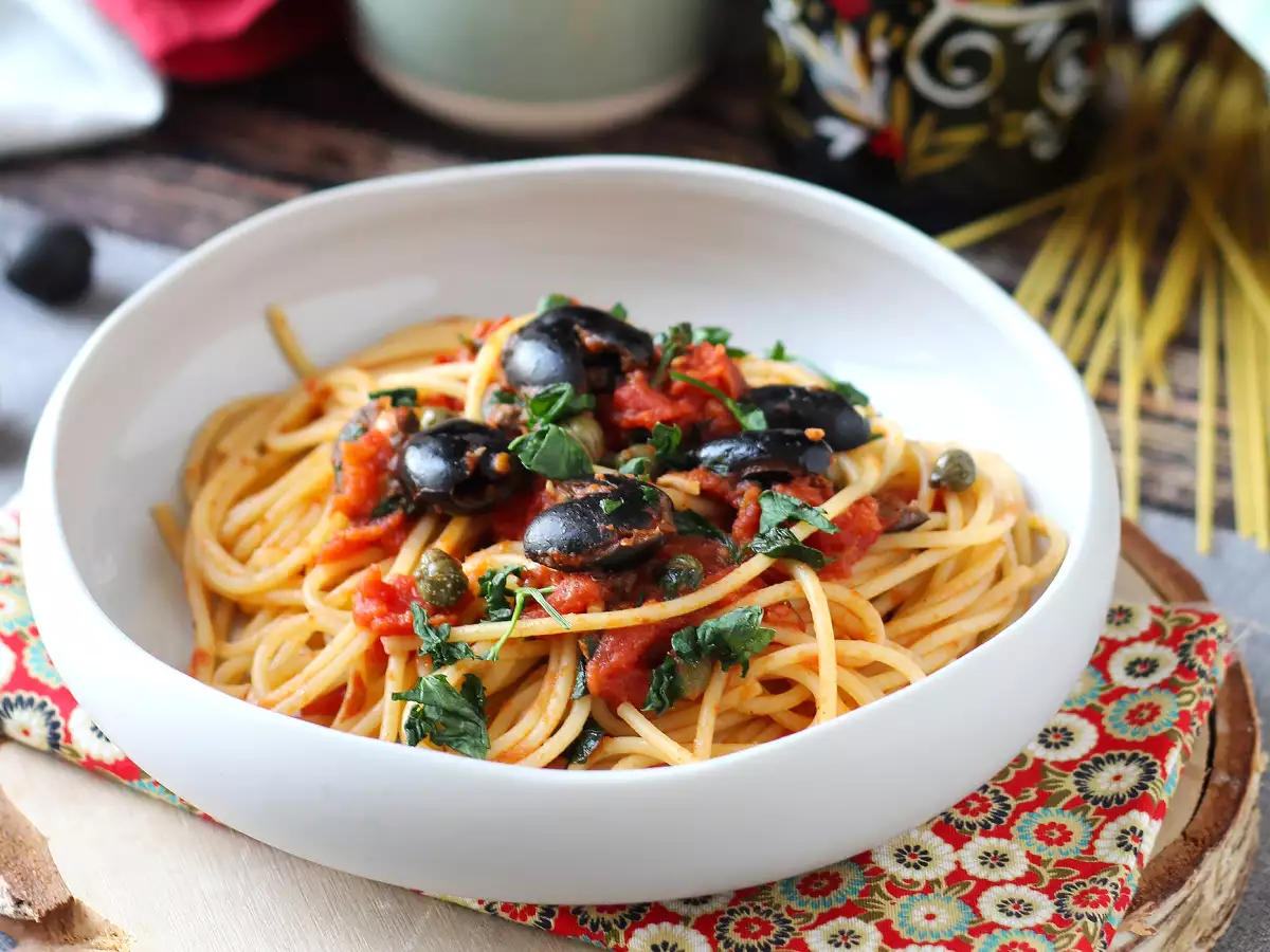 Pasta alla puttanesca: een snel en smaakvol pastagerecht - foto 3