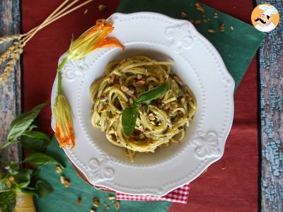 Pasta met courgettebloemen, ricotta en pistachenoten - foto 5