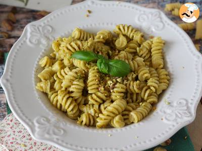 Pasta met pistachepesto, een lekker en makkelijk recept - foto 3