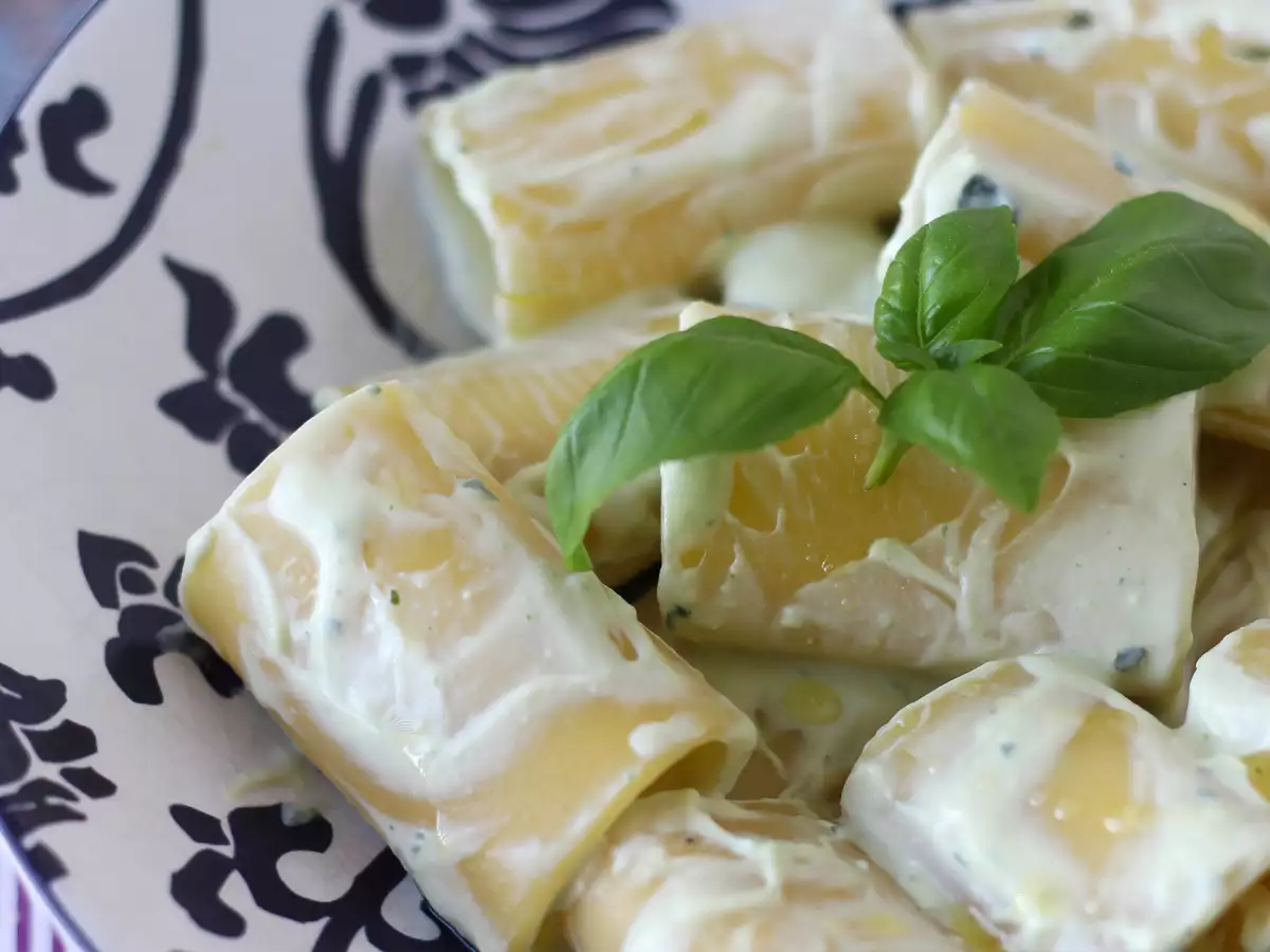 Pasta met ricottacrème en basilicum - foto 3