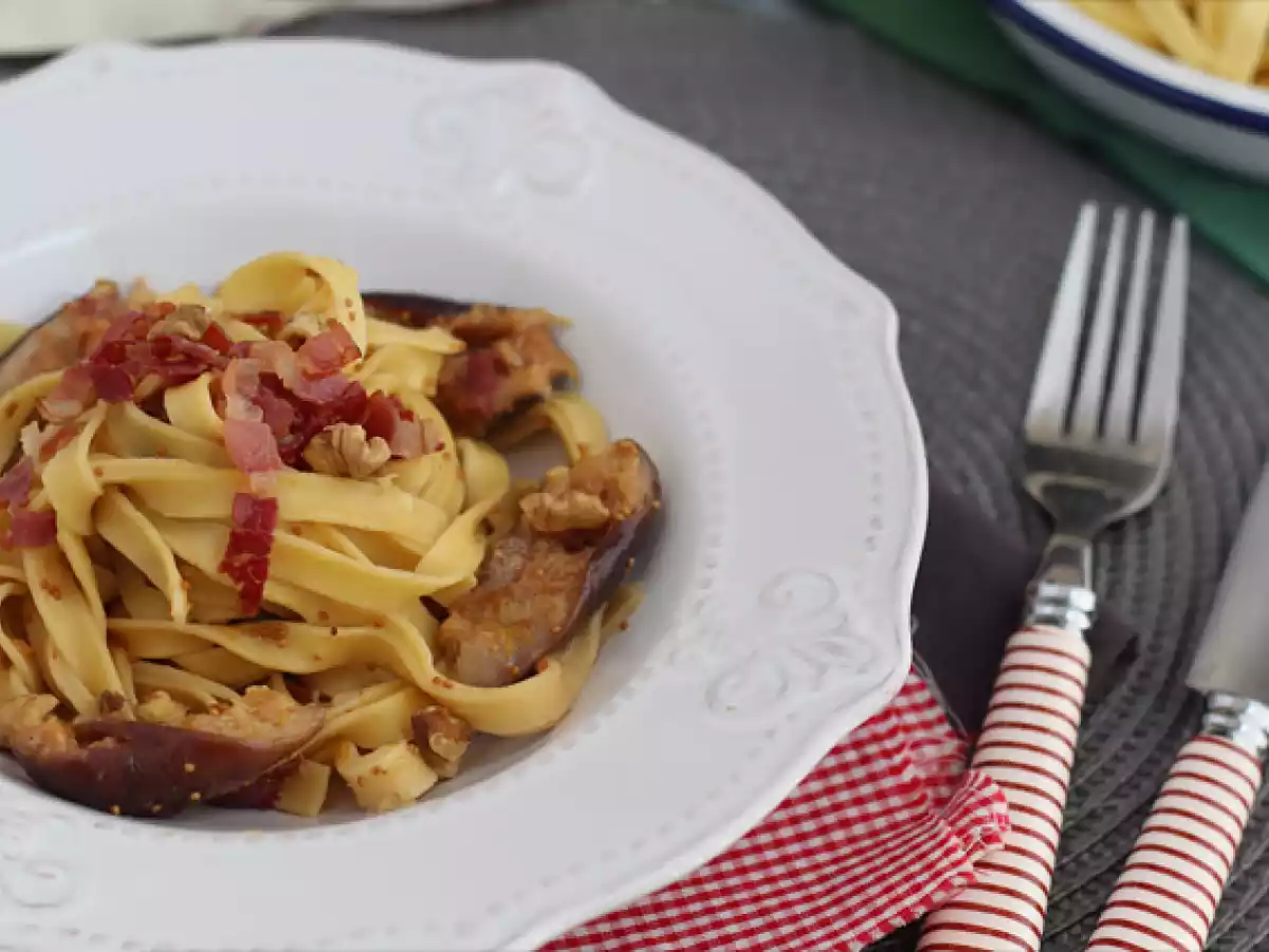 Pasta met vijgen en pancetta