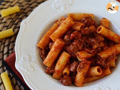 Pasta met worstsaus: een eenvoudig gerecht met intense smaak - foto 2