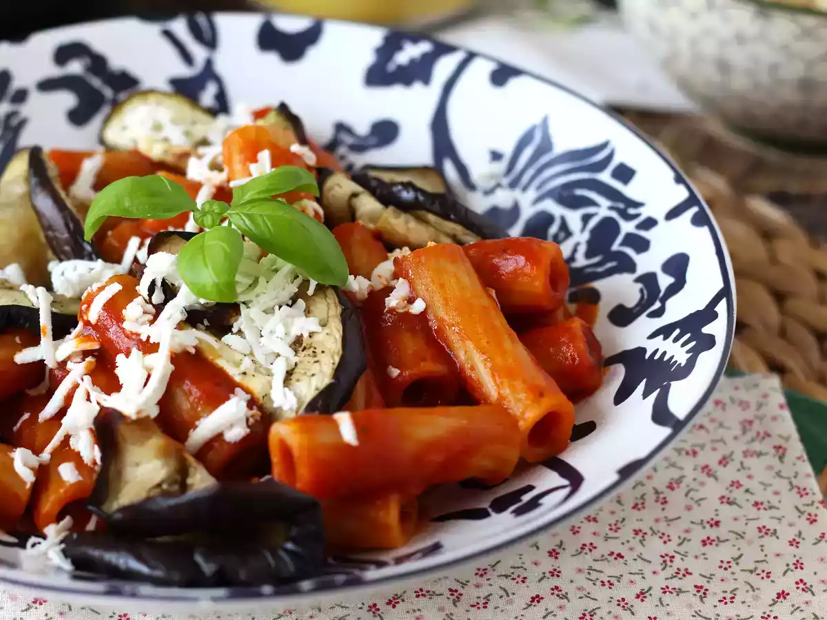 Pasta Siciliana met aubergine, de makkelijke en lichte versie - Pasta alla Norma - foto 2