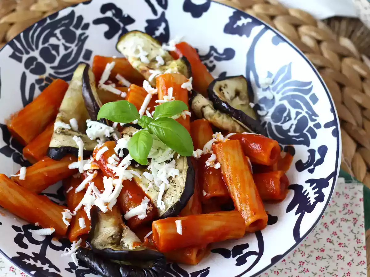 Pasta Siciliana met aubergine, de makkelijke en lichte versie - Pasta alla Norma - foto 7