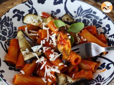 Pasta Siciliana met aubergine, de makkelijke en lichte versie - Pasta alla Norma - foto 4