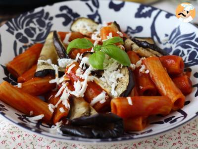 Pasta Siciliana met aubergine, de makkelijke en lichte versie - Pasta alla Norma - foto 5