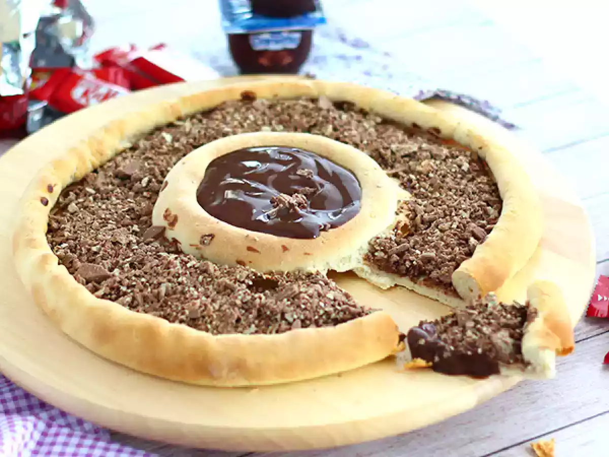 Pizza met Kit Kat en Danette Chocolade Yoghurt - foto 4
