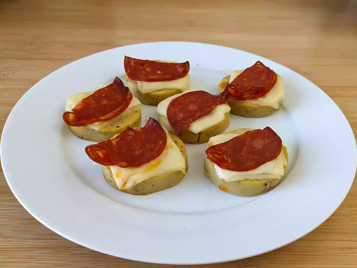 Polentatoastjes met scamorza en pittige salami - foto 4