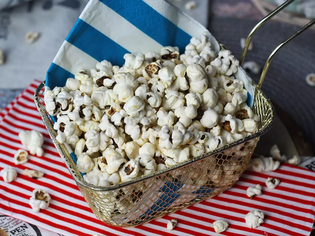 Popcorn uit de airfryer: het kan!