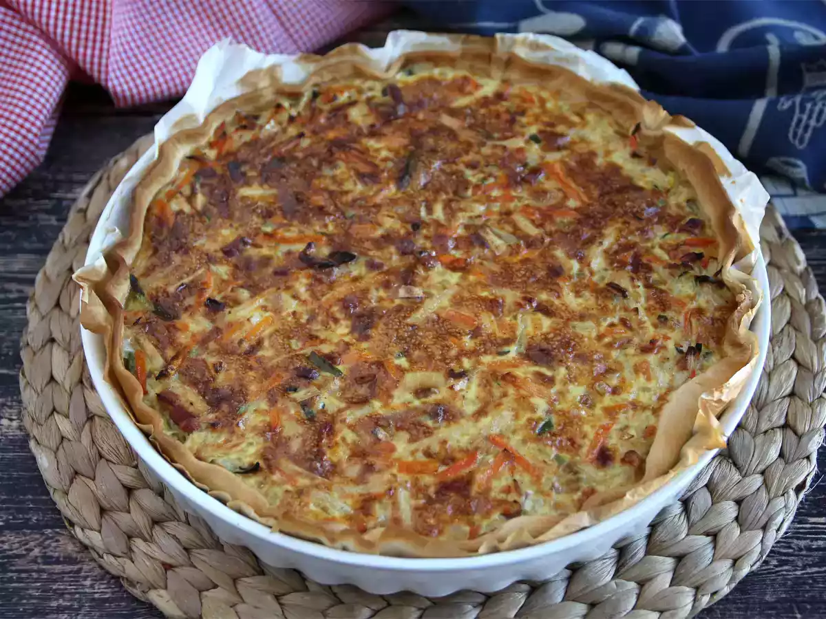 Quiche met groenten en spek waar iedereen dol op is!