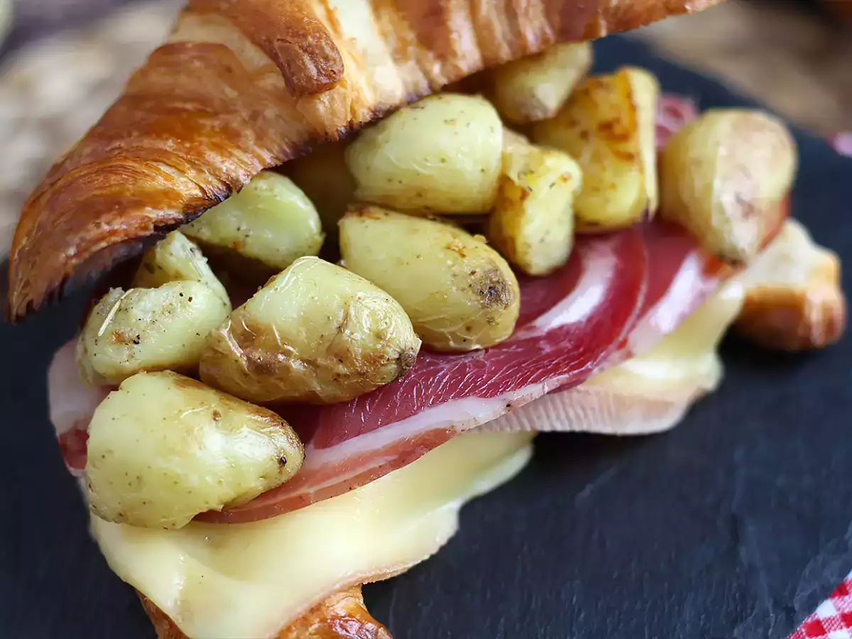 Raclette croissant sandwich voor een geslaagd brunch! - foto 3