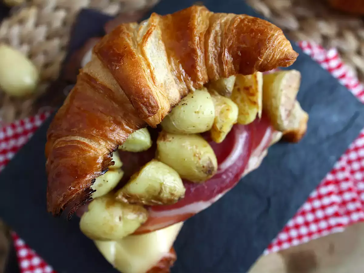 Raclette croissant sandwich voor een geslaagd brunch! - foto 4