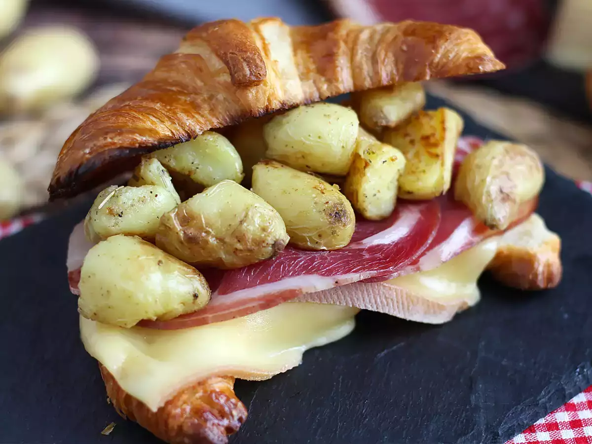 Raclette croissant sandwich voor een geslaagd brunch! - foto 5