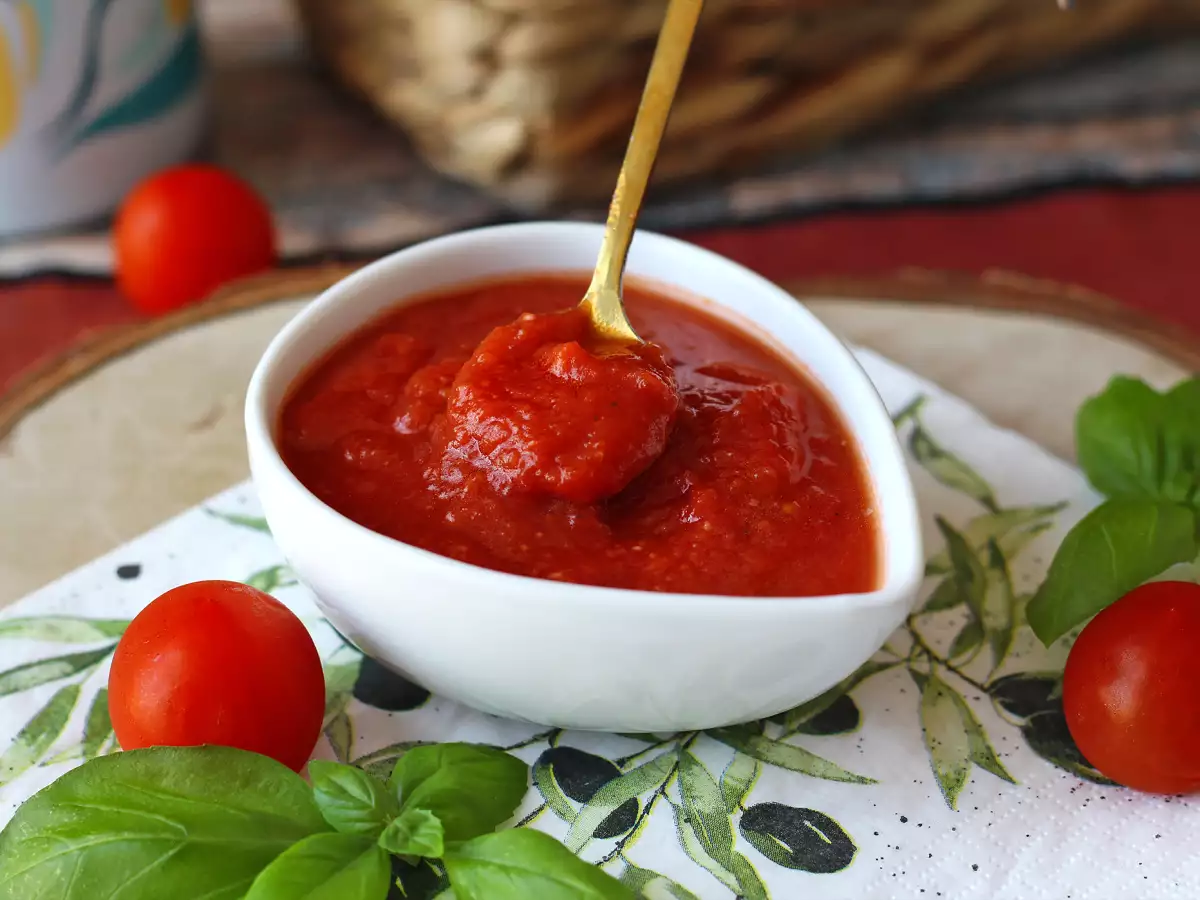 Rauwe tomatensaus boordevol smaak, ideaal voor pizza of pinsa - foto 3
