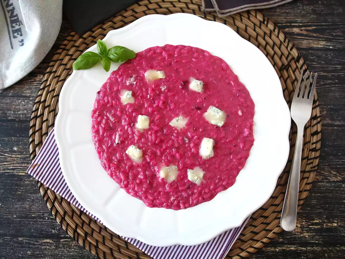 Risotto met biet en gorgonzola: een explosie van kleur en intense smaken - foto 3
