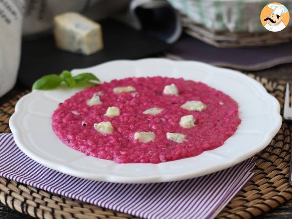 Risotto met biet en gorgonzola: een explosie van kleur en intense smaken