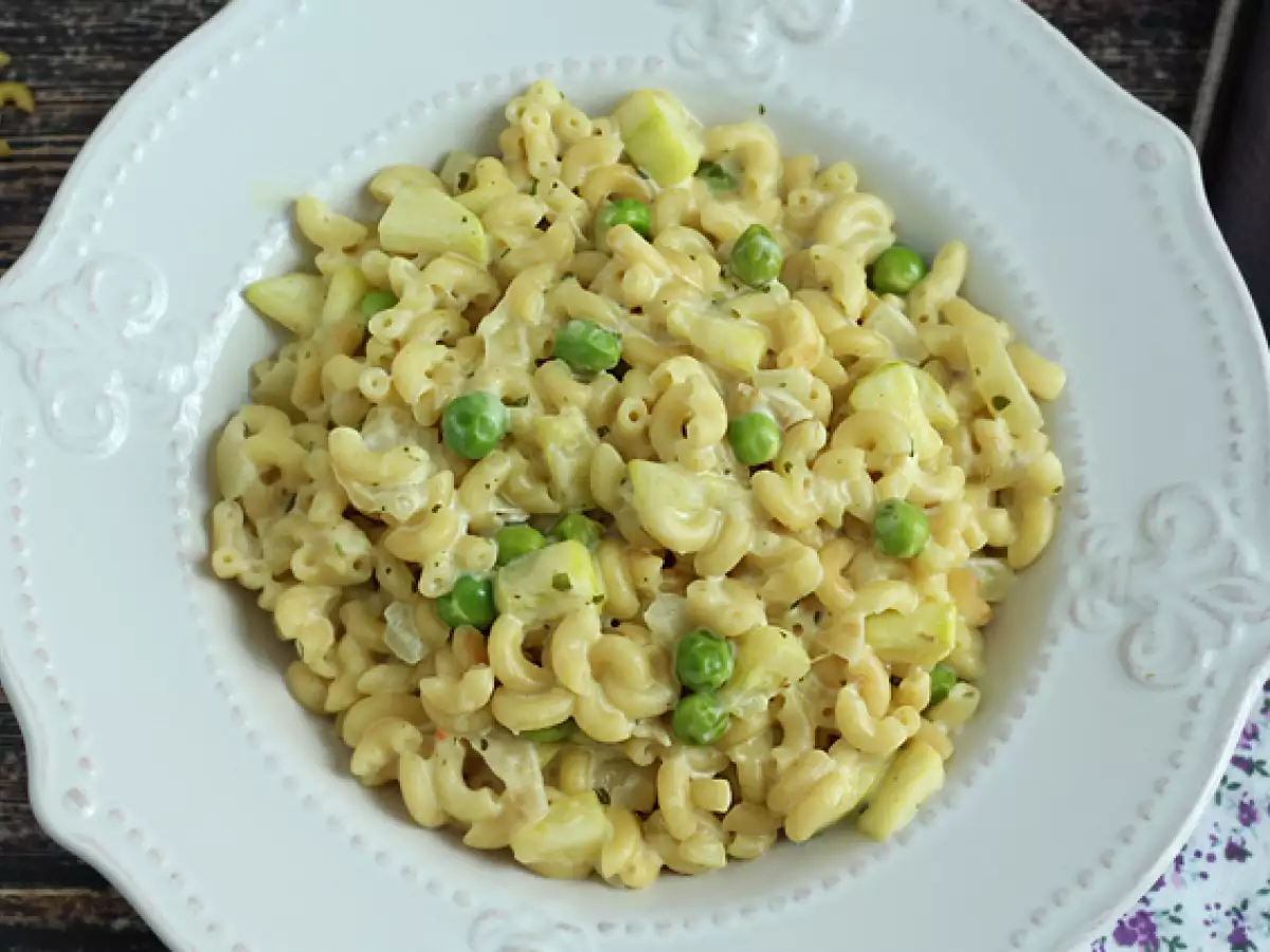 Risotto met coquillettes, doperwten, courgette en kruidenroomkaas - foto 4