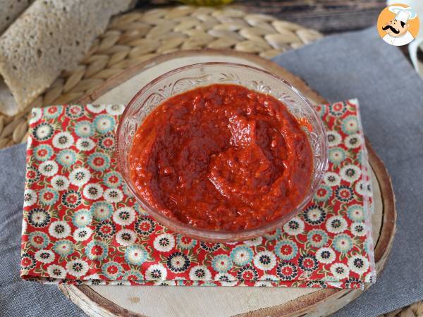 Rode paprika spread: een verfrissende afwisseling voor het aperitief!