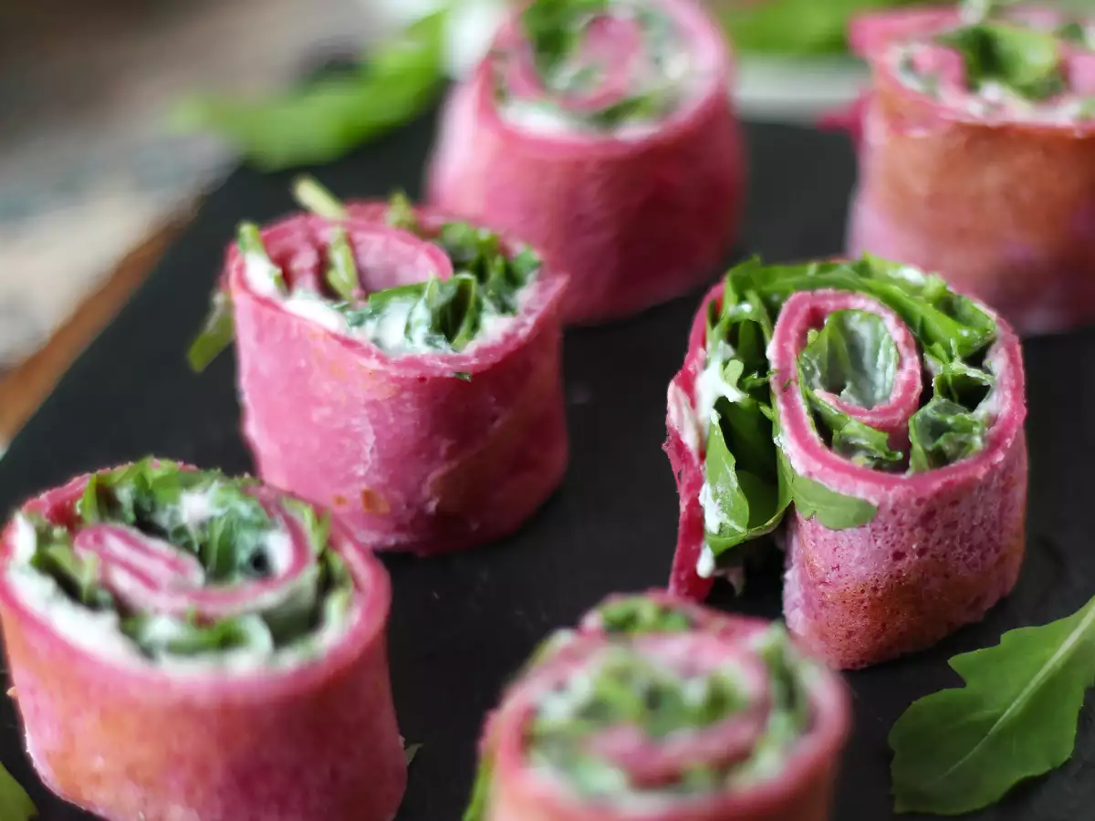 Rodebietcrêpesrolletjes met ricotta en rucola - foto 2