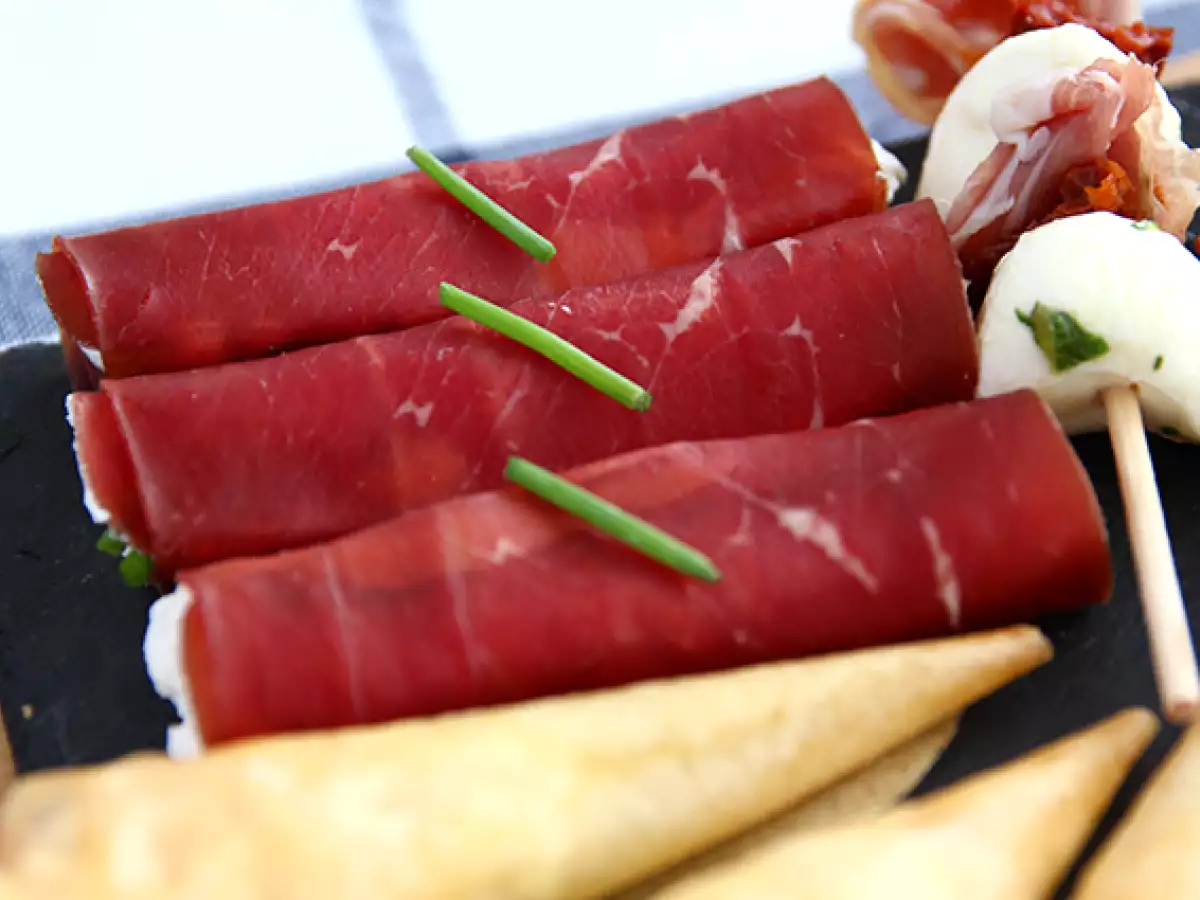 Rolletjes van Bündnerfleisch met Chavroux - foto 2