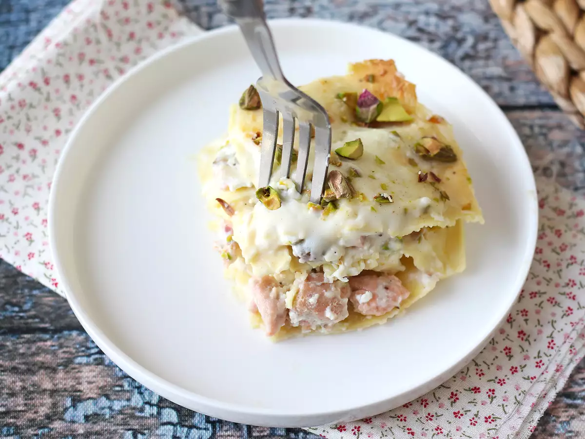 Romige en knapperige zalmlasagne met burrata en pistachenoten - foto 6