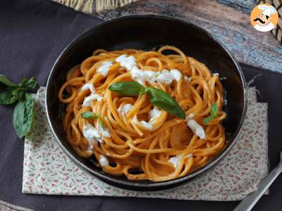 Romige pasta met burrata en kerstomaatjes - foto 4