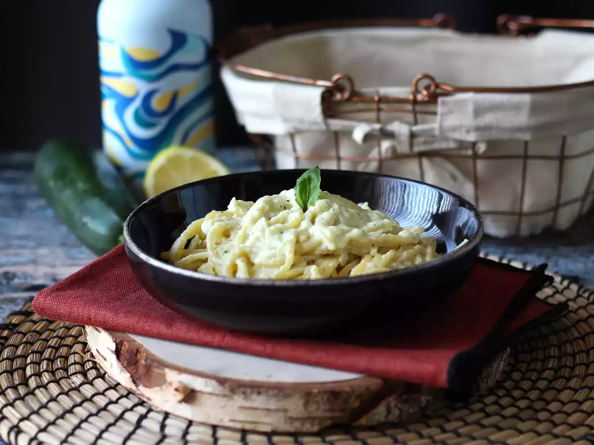 Romige pasta met courgettes en Griekse yoghurt - foto 2
