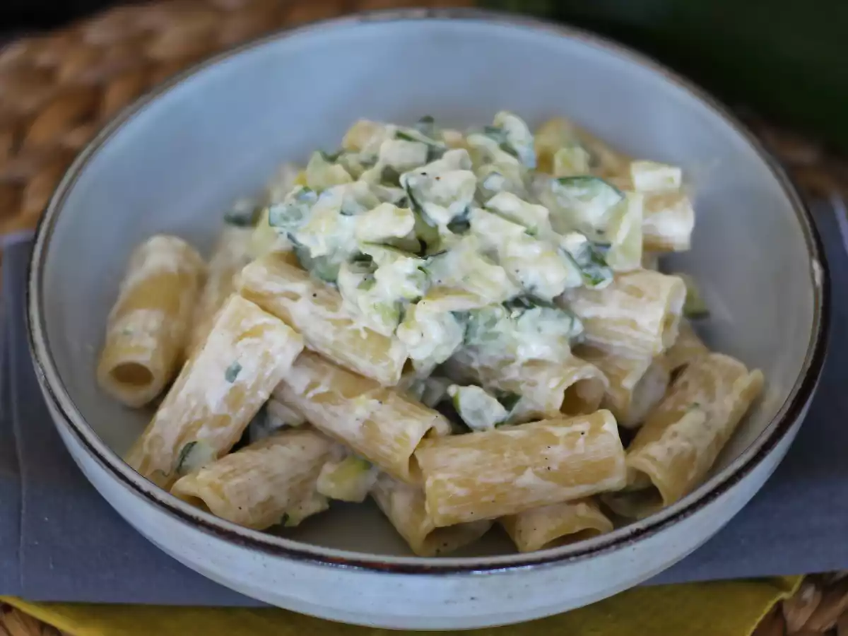 Romige pasta met courgettes, lekker en heel snel recept - foto 4