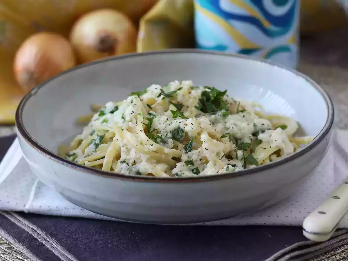 Romige uienpasta: een lekker en supergoedkoop voorgerecht! - foto 3