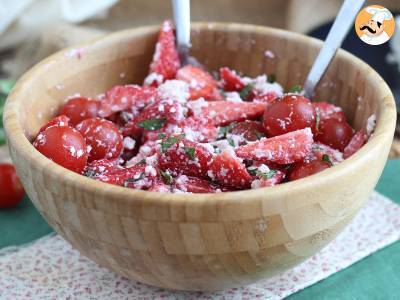 Salade van aardbeien, tomaat, feta en basilicum - foto 2