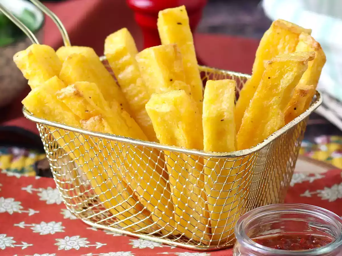 Schuldvrije gebakken polenta: knapperig, goudkleurig en perfect in de Air Fryer!