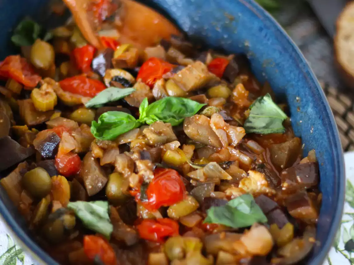 Siciliaanse caponata: het onmisbare snelle en makkelijke Italiaanse recept - foto 2