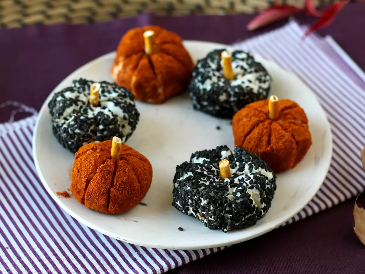 Smeerbare kaasballetjes in pompoenvorm voor Halloween - foto 5
