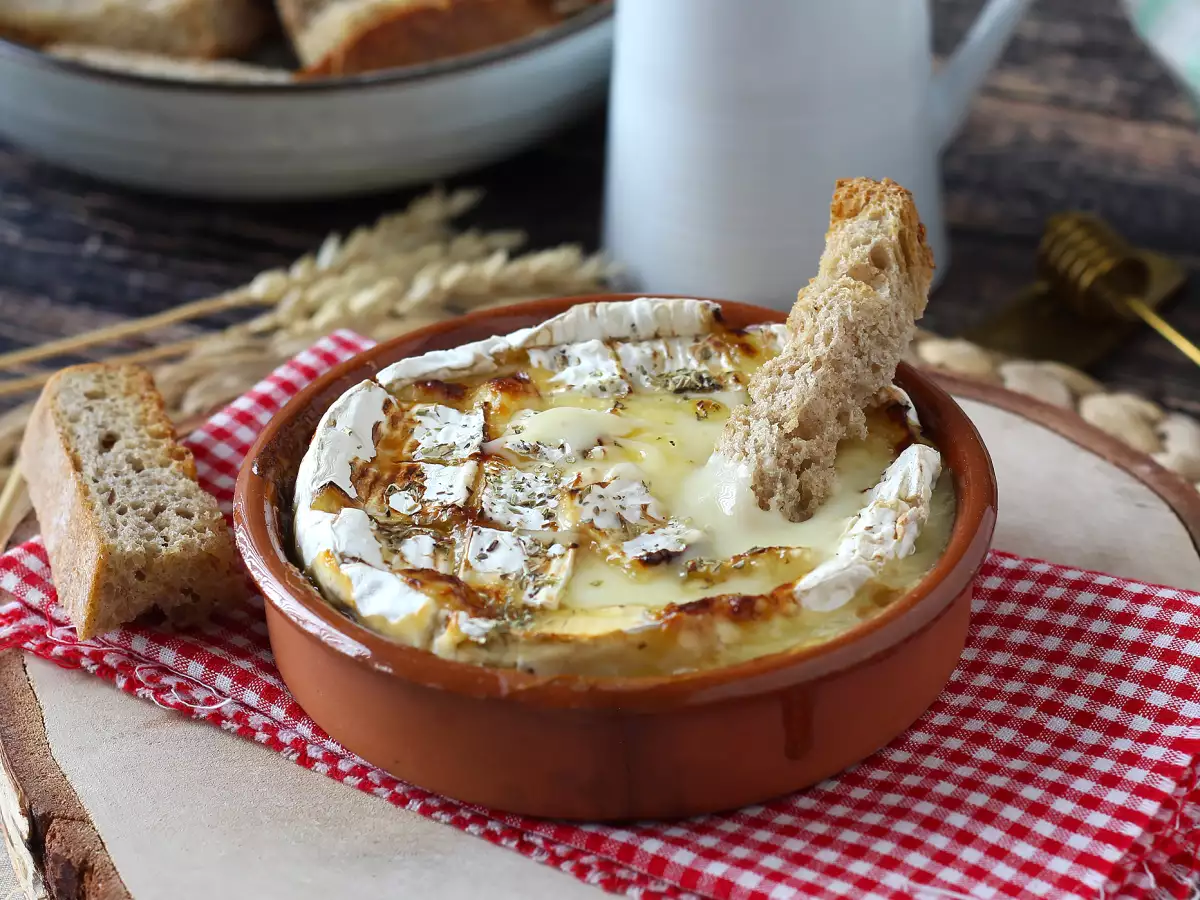 Smeuïge camembert uit de airfryer