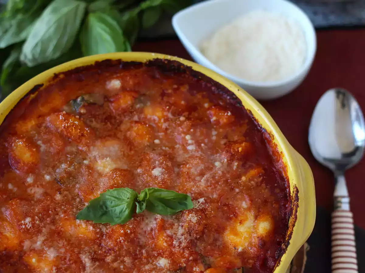 Snelle en hartverwarmende gnocchi-ovenschotel met tomaat en mozzarella – gnocchi alla sorrentina uit de oven - foto 3