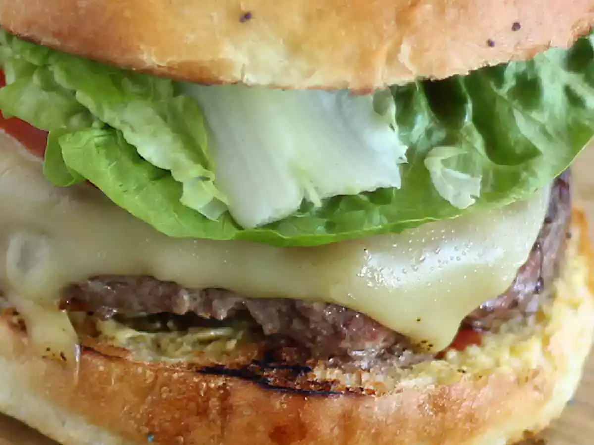 Snelle en makkelijke zelfgemaakte hamburger - foto 4
