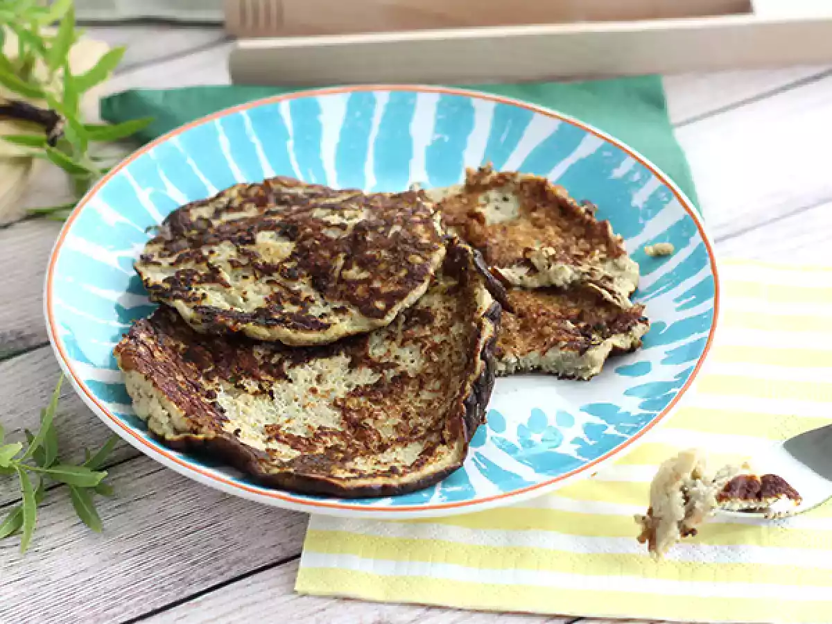 Snelle glutenvrije pannenkoeken met banaan en eieren