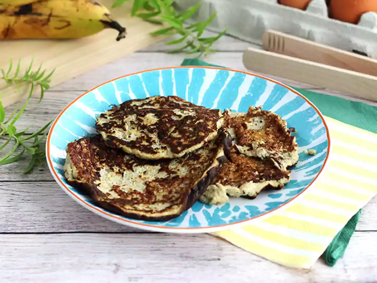 Snelle glutenvrije pannenkoeken met banaan en eieren - foto 3